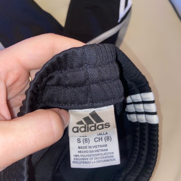 Adidas Classic Sweat Pants in Black Kids - Picture 4 of 5